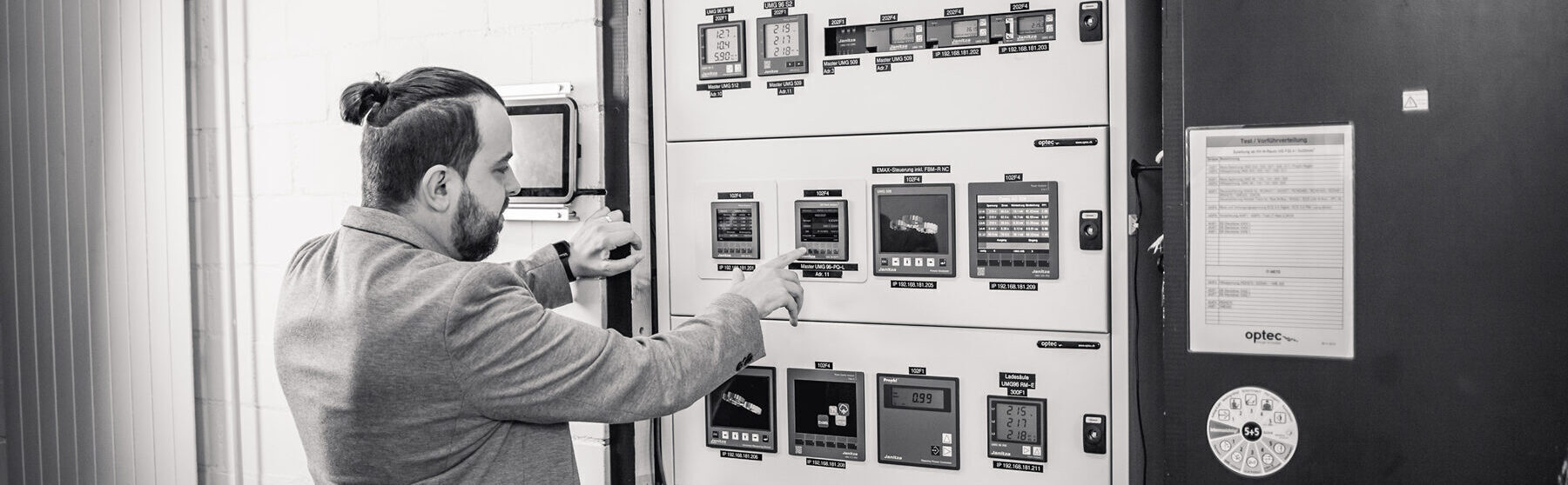 Fachwissen &amp; Lösungen – Expertise rund um Energiemanagement, Elektromobilität und Sicherheitstechnik
